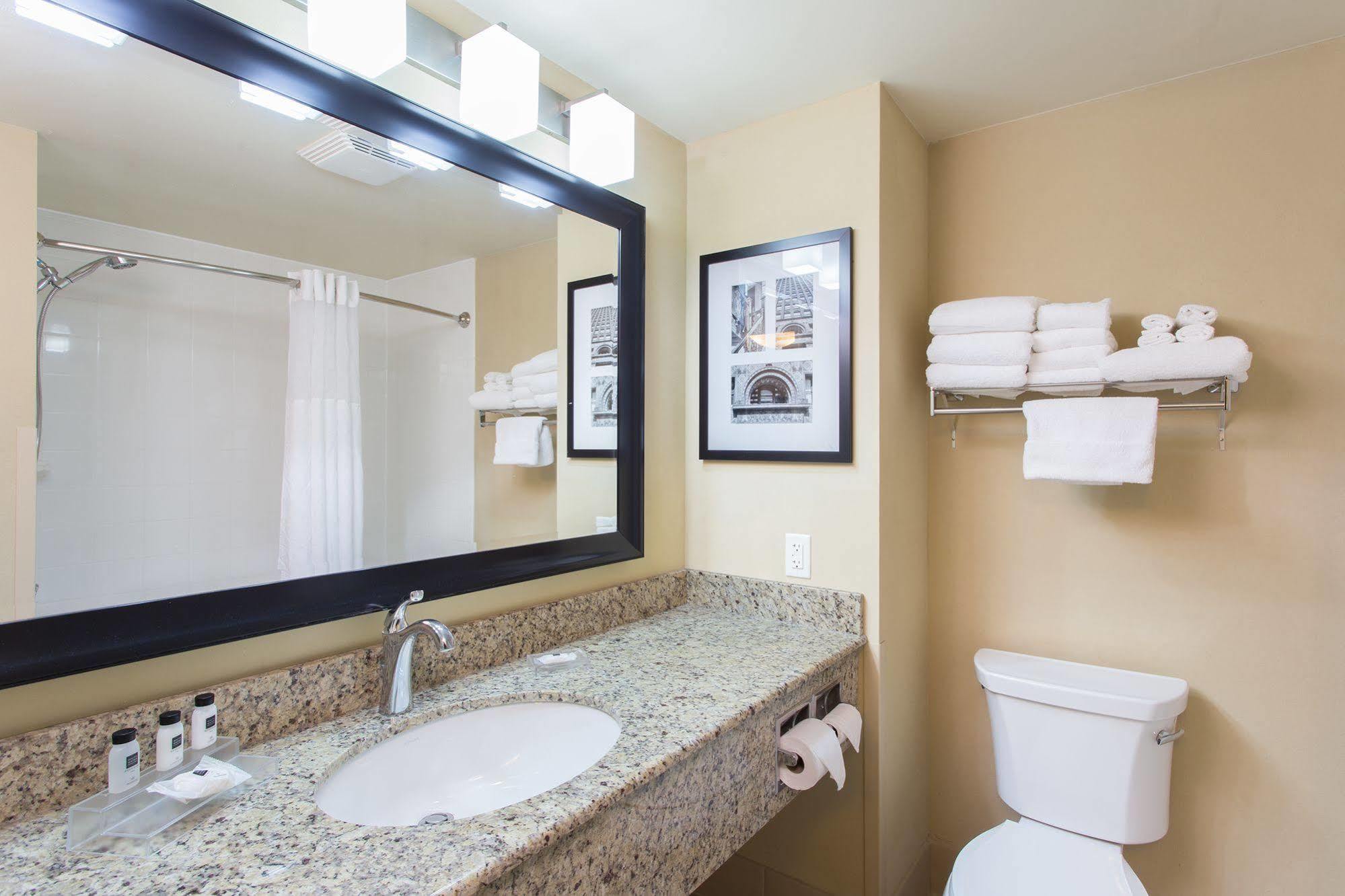 Country Inn & Suites By Radisson, Buffalo South I-90, Ny Уэст-Сенека Экстерьер фото