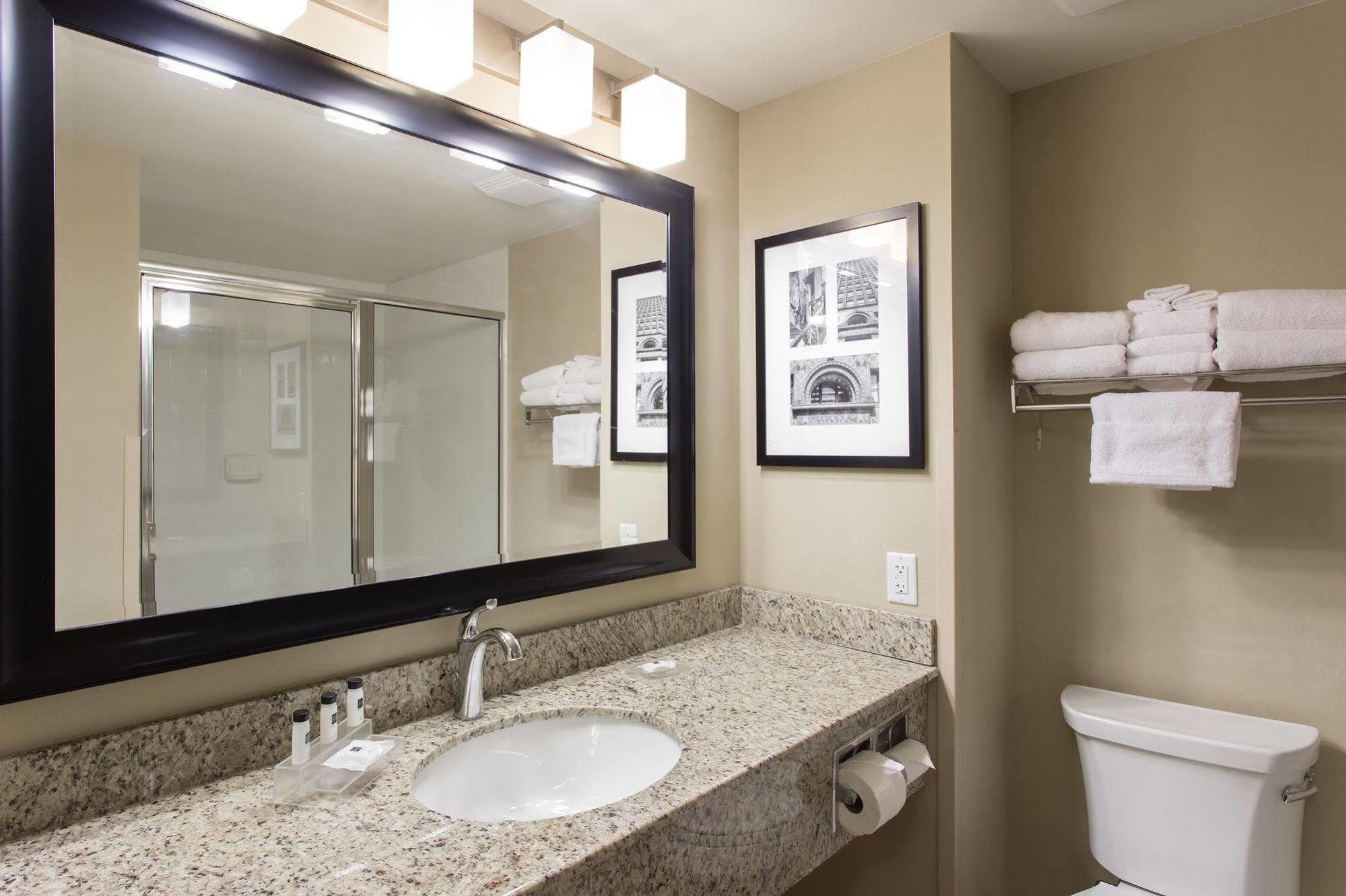 Country Inn & Suites By Radisson, Buffalo South I-90, Ny Уэст-Сенека Экстерьер фото